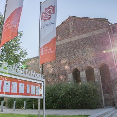 ホテル Bildungs- Und Gaestehaus Pallotti Haus フライジンク エクステリア 写真