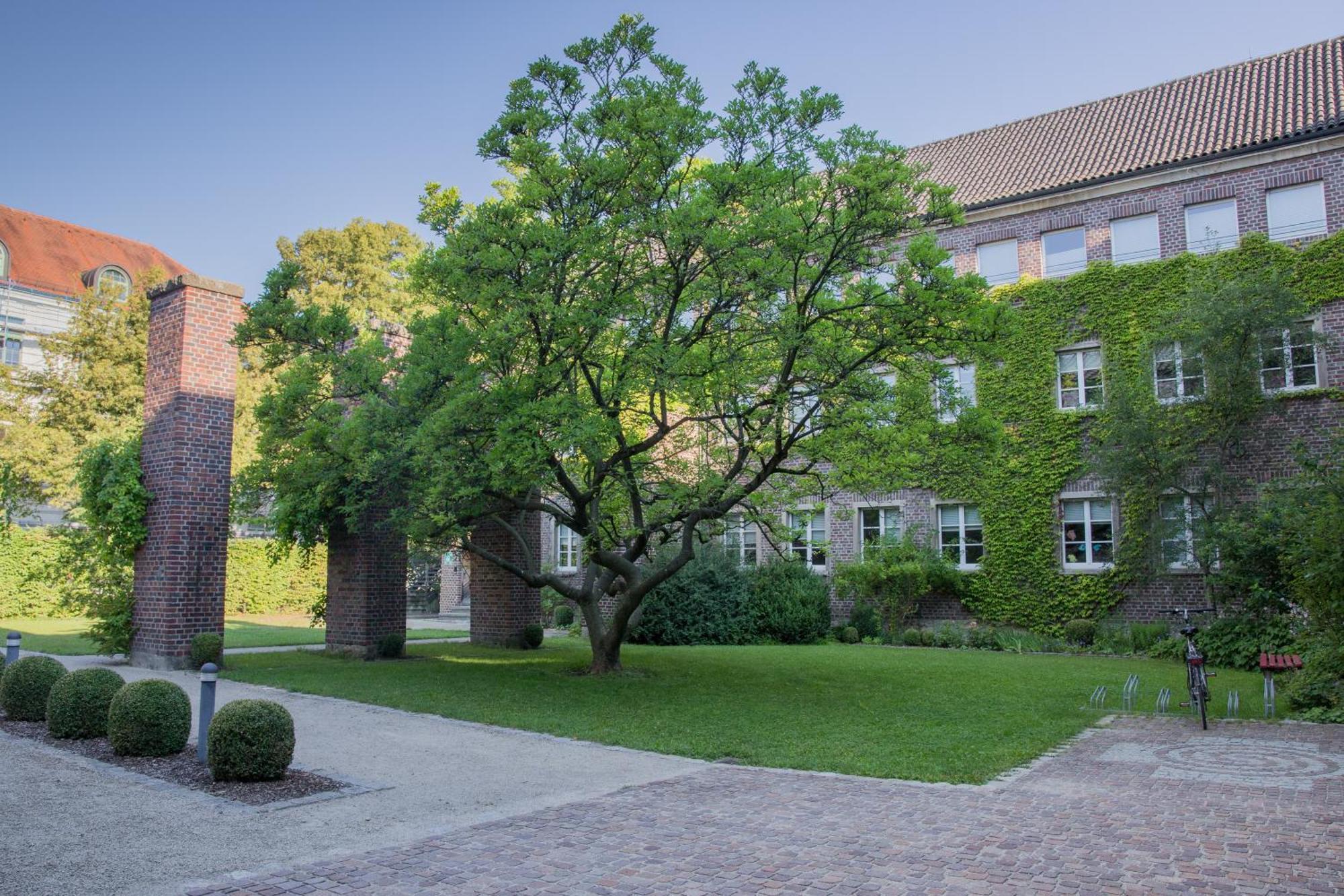 ホテル Bildungs- Und Gaestehaus Pallotti Haus フライジンク エクステリア 写真